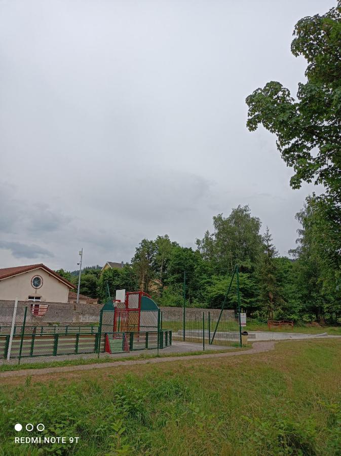 Monts Et Reves Bed & Breakfast Ramonchamp Dış mekan fotoğraf